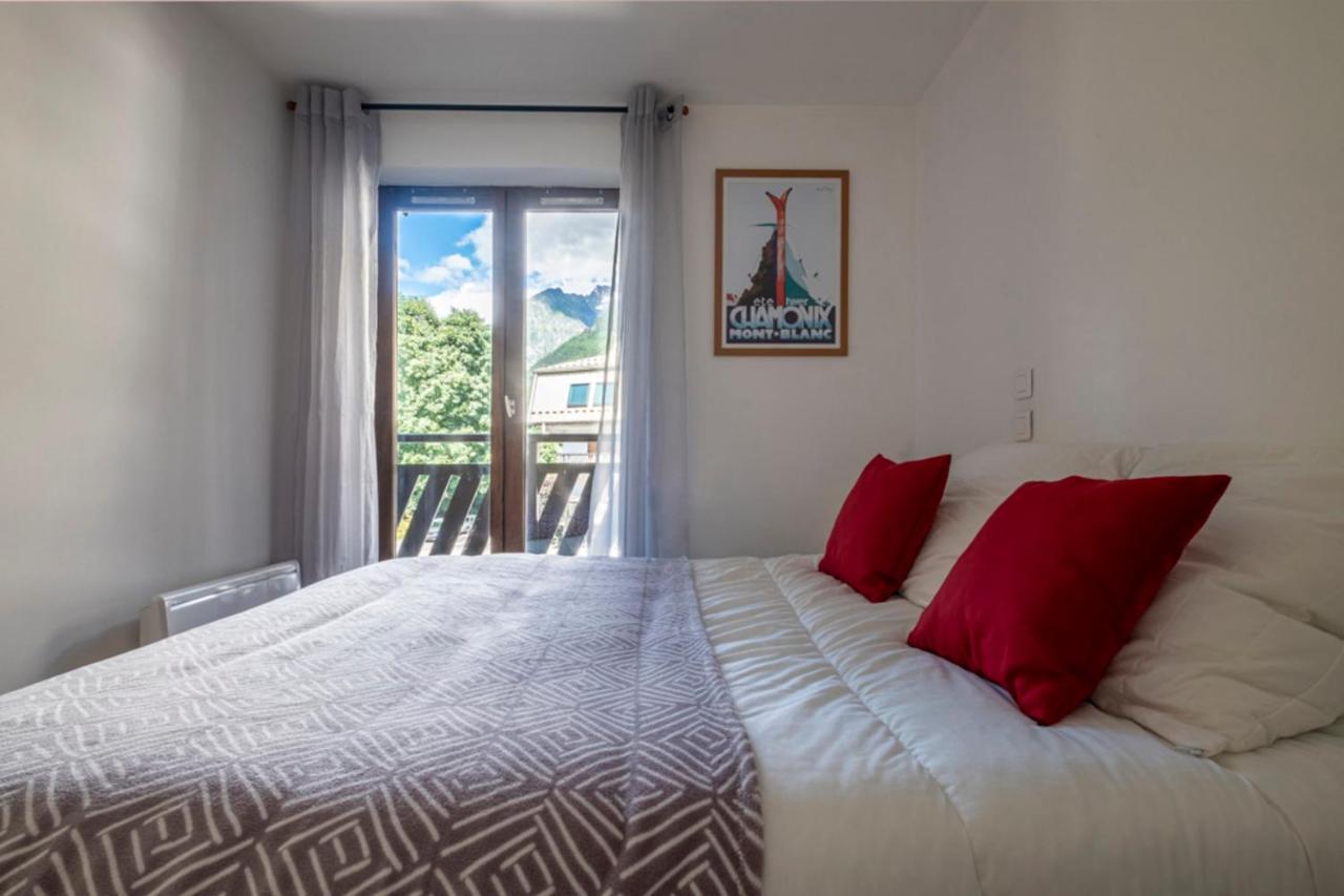 Modern Apt With Balcony In The Center Of Chamonix Exterior photo